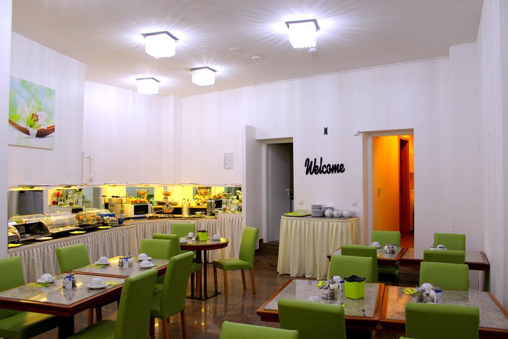 Hotel Merit Stuttgart Exterior photo
